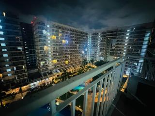 Happy 1br Pasay Apartment for Rent -Peaceful Oasis in the City near Mall Of Asia - 3