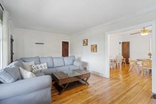Dog-Friendly Lakewood Stay Near Cleveland & Lake - 5