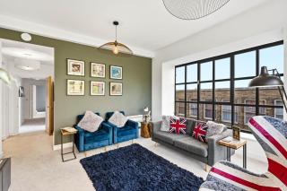 Furnished Modern Flat Overlooking Norwich Castle - 0