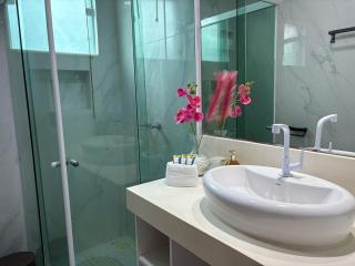 Suítes Brisa do Mar, com excelente localização bem pertinho da praia de Geriba - 4