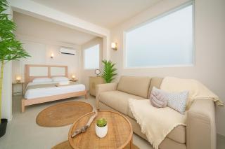 VillaMar Studios Unit 1 by beach & Airport NEW - 0