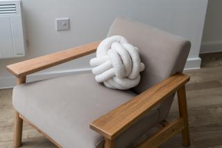 Modern Canal-Side Apartment in Milton Keynes - 8