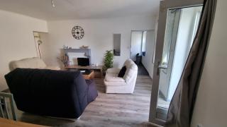 Champvans centre - Appartement calme et tout confort en plein centre du village - Champvans - 8