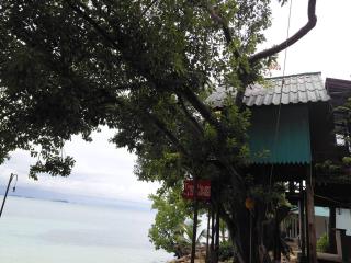 Koh Samed Lungdam Hutbeach เกาะเสม็ดลุงดำฮัทบีช - 1