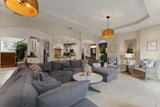 5 Bedroom Beach Retreat with Pool, Game Room, Steps to Sand - 7