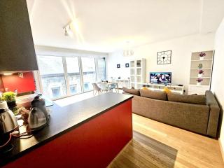 Modern Comfort 2BR flat close to city center - 1