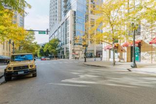 Gold Coast 1BR w Gym Pool nr Magnificent Mile CHI-221 - 6