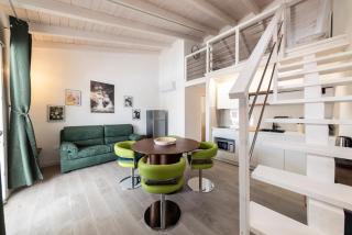 Terraced villa with sea view, parking, Wi-Fi, and AC 2 - 4