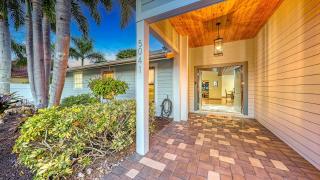 Bali Hai House - 5041 - 2