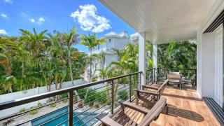 Tropical Oasis - 5290 - 4