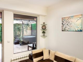 Alexandria Lux Apartments - 1