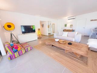 Princess Anaelle - Beachfront Orient Bay Deluxe - Orient Bay - 3