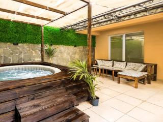 Alexandria Lux Apartments - 8