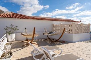 Nice holiday place with a large terrace - 3