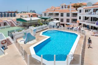 Nice holiday place with a large terrace - 1