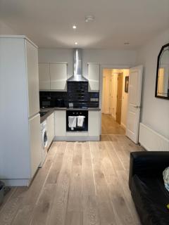 QUEENs STAYS BELFAST 1 bedroom apartment - 0