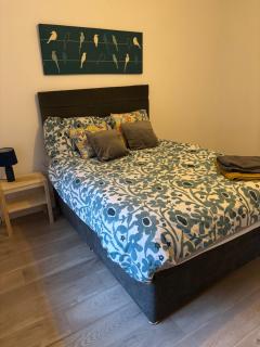 QUEENs STAYS BELFAST 1 bedroom apartment - 5