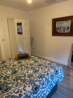 QUEENs STAYS BELFAST 1 bedroom apartment - 6
