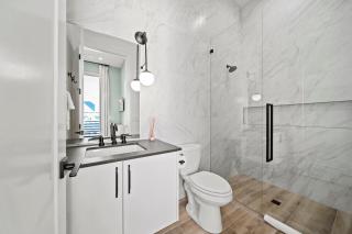 Point of Paradise - 7007 - 6