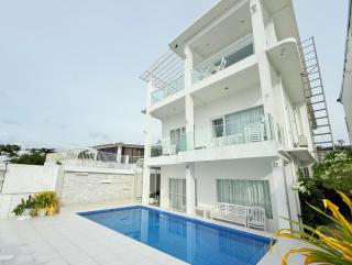 Chateau Du Soleil - 1