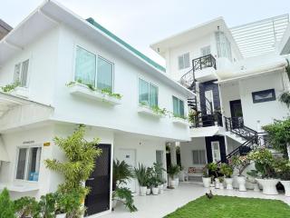 Chateau Du Soleil - 2