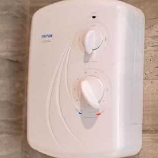 Four Bedroom House - Parking - Garden 22C - 3