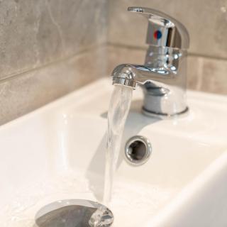 Four Bedroom House - Parking - Garden 22C - 1