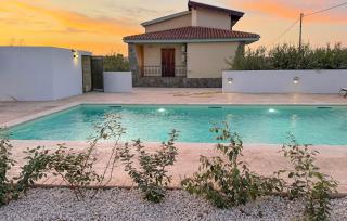 Lovely Apartment In Monte Longu - 2