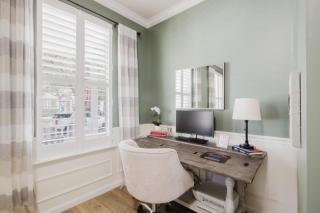 Saltee Cove Coastal Getaway - Charming 3 Bedroom/25 Bath Lowcountry Cottage - 1