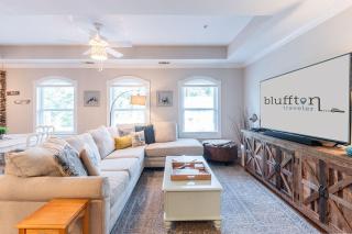 Pearl of the Promenade - Old Town Bluffton, SC 2 Bed Townhome in Prime Location - 0