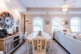 Pearl of the Promenade - Old Town Bluffton, SC 2 Bed Townhome in Prime Location - 6