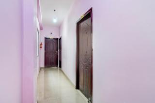 Super Collection O SF Road Siliguri Formerly Jyoti Hotel - 9