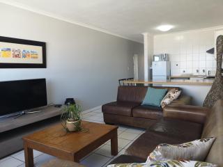 Seaside 1bed Apartment Ocean Views - 3