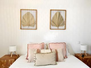 Vila Rosário studios 2 by Homeful Homes - 1