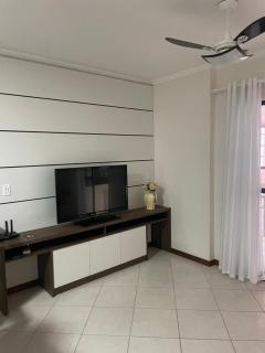 Apartamento em Meia Praia, Itapema, 190m do mar, 3 quartos, sendo 1 suíte! - 1