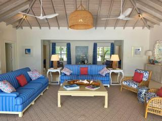 Luxury Beachfront House - 7