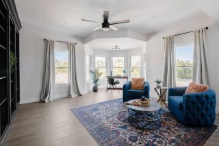 Majestic Mountain Mansion-Pool -Spa & Guest House - 5