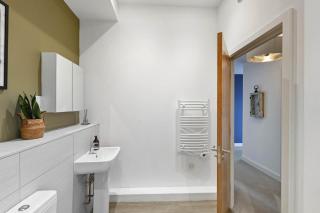 Furnished Modern Flat Overlooking Norwich Castle - 5