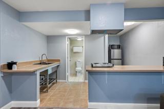 HomeTowne Studios by Red Roof Yuba City Bonanza - Marysville - 9