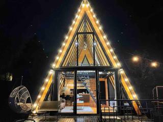 A frame pool house - 0