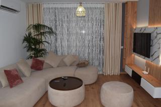 Oxford Street Tirana Apartment - 9