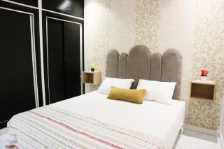 Central B1 Chic & Shock , hivernage city center - 2