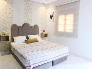 Central B1 Chic & Shock , hivernage city center - 1