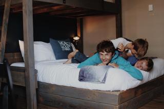 Salt Hotel & Pub - 2