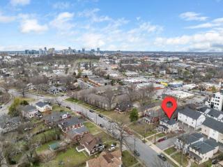 Southern Elegance-Private Hot Tub-Walk to 12 S - 8