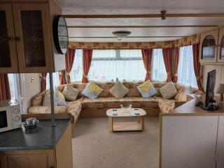 Short Stays King Oaks 2 bedrooms Sleeps 6 - 9