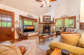 Between Here + There - Outdoor Hot Tub, Wooded Views + Games! - 7