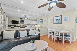 Beach Access Oceanfront Hilton Head Studio - 4