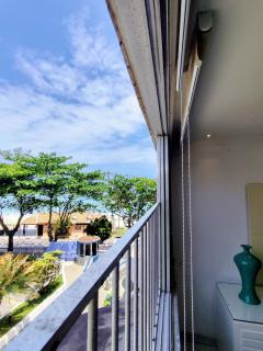 12F- Pe na Areia do Tombo-2 Quartos, Ar Cond, 2w, 1 vaga e Roupas de Cama - 1