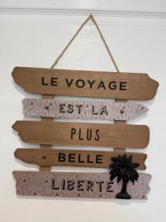 Cozy Beachside Studio with Beach Access & Pool - 7